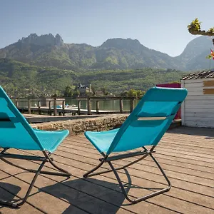 La Baie Des Voiles Pieds Dans L'eau, 12 Apts Du Au Duplex By Location Annecy, Lla Selections Appartement